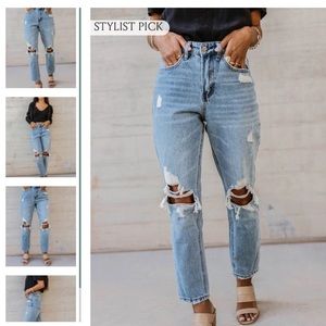 Böhme High Rise Ripped Jeans Sizs 8